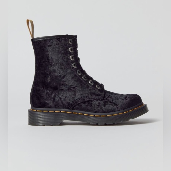 Dr. Martens 1460 Vegan Crushed Velvet Boot SZ 10 NWB - Picture 2 of 7